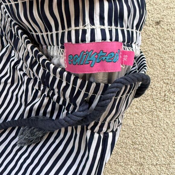 Navy and white striped edikted pants - Picture 2 of 2